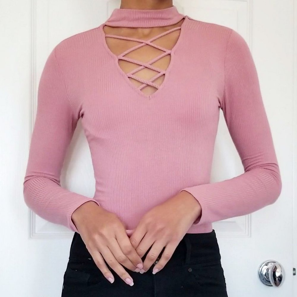 Adorable Pink Top with Crisscross Cutout Size Small